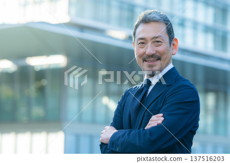 Business man 137516203