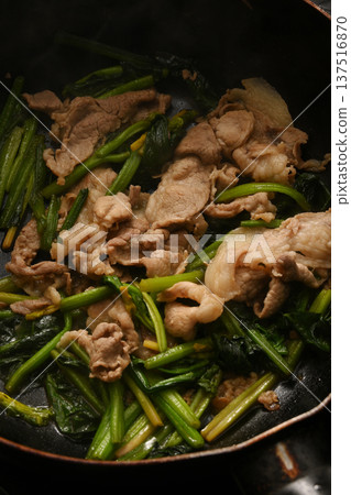 Pork and spinach stir fry Pork and spinach stir fry 137516870