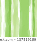 用水彩（綠色）繪製的粗糙條紋圖案 137519169
