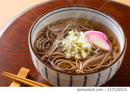 吃烤蕎麥麵 吃烤蕎麥麵 137520523
