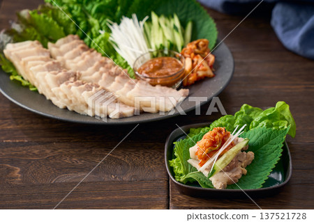 負鼠 - 水煮豬肉蔬菜捲 負鼠 - 水煮豬肉蔬菜捲 137521728