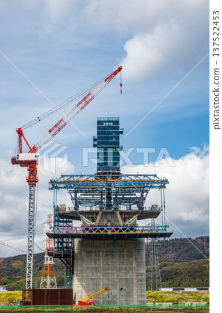 Construction of the Shin-Meishin Expressway underway on the Yodo River riverbed in Takatsuki City, Osaka Prefecture 137522453