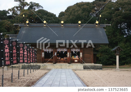島根縣松江市!松江護國神社的參拜殿 島根縣松江市!松江護國神社的參拜殿 137523685