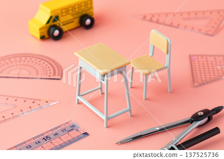 學校課程圖片 01 學校課程圖片 01 137525736