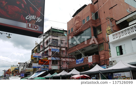 Bangkok Khao San Road streetscape 137526099