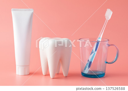 Brush your teeth carefully02 Brush your teeth carefully02 137526588