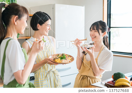 Cooking classes, cooking school, cooking classes, mom friends who cook, women, cooking experts (tasting) 137527688