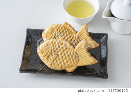Taiyaki (fish cake) 137530125