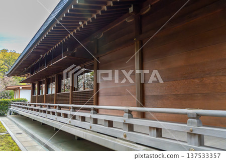 Main hall seen from the temple gate 137533357