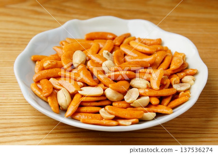 柿子零食 137536274