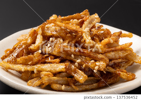 Sweet and spicy burdock (fried) Sweet and spicy burdock (fried) 137536452