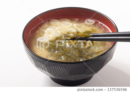 [Sanriku mekabu] Mekabu miso soup 137536596