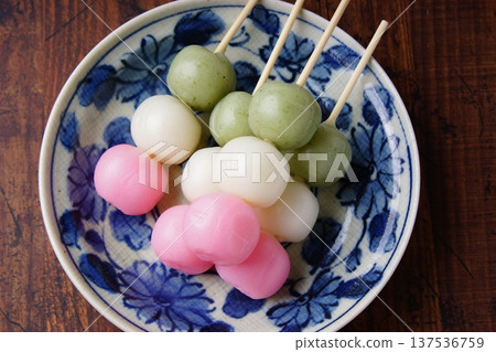 三色餃子日本糖果 137536759