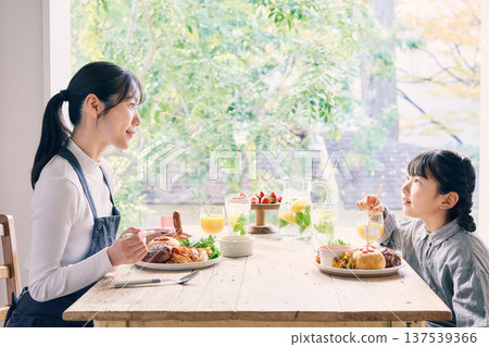 Parents who eat Parents who eat 137539366