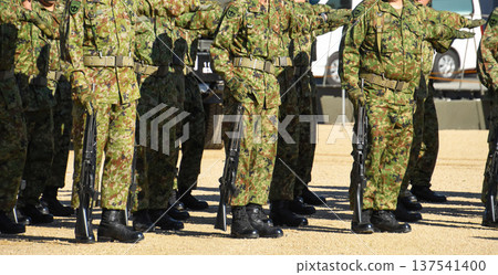 Ground Self-Defense Force members in line Ground Self-Defense Force members in line 137541400