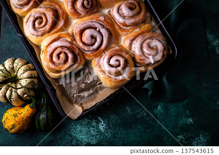 Fresh homemade bakery cinnamon buns Fresh homemade bakery cinnamon buns 137543615