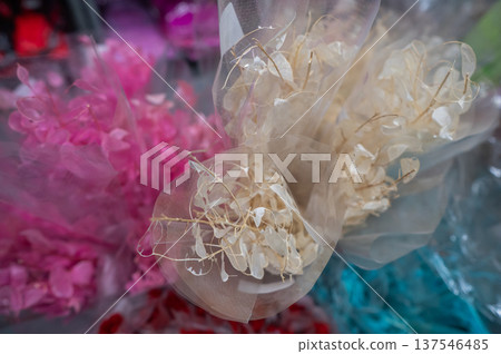 Multicolored dried flowers in the store.  137546485