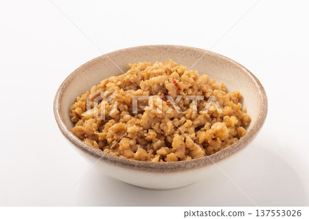 肉末 137553026
