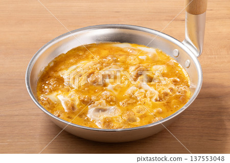 豬肉末和雞蛋 豬肉末和雞蛋 137553048