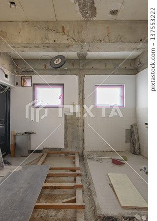 房屋翻新施工現場 137553222