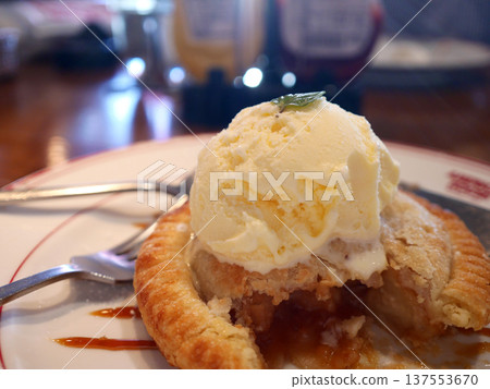 Apple pie with ice cream Apple pie with ice cream 137553670