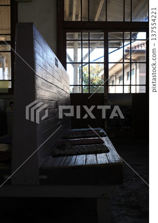 Nishi-Iwakuni Station waiting room 137554221