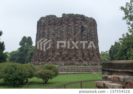Qutub Minar Qutub Minar 137554528