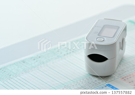 Oxygen saturation measurement (pulse oximeter) Oxygen saturation measurement (pulse oximeter) 137557882