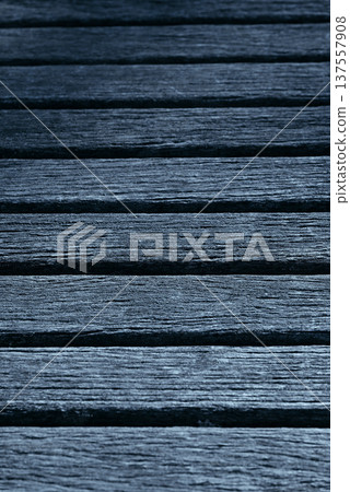Wood deck 137557908