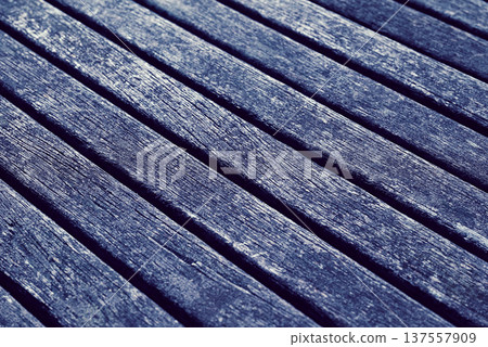 Wood deck 137557909
