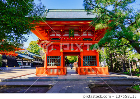 東京都新宿區穴八幡神社水神門 137558115