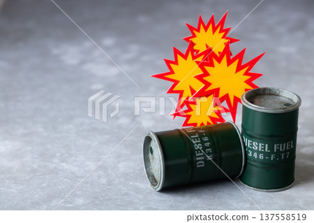 爆炸的油桶圖片 137558519