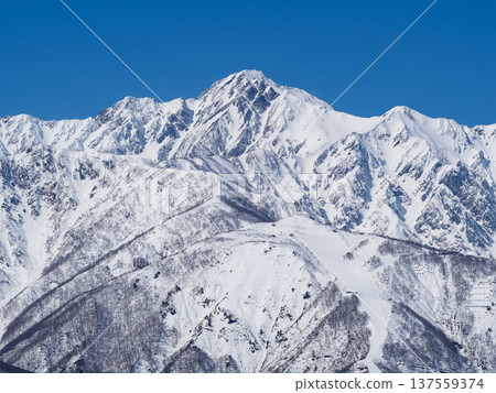 Snow-capped Mount Goryu in the Northern Alps Snow-capped Mount Goryu in the Northern Alps 137559374