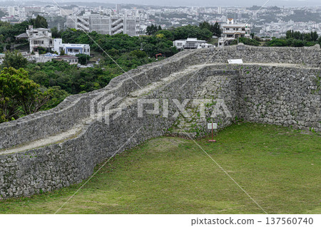 中城遺址:琉球王國的一座古老城堡 中城遺址:琉球王國的一座古老城堡 137560740