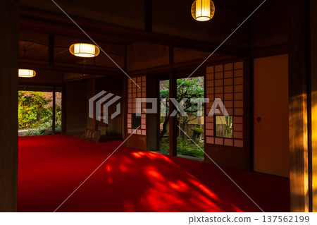 Autumn leaves at Kunenan in Kanzaki, Saga Prefecture 137562199