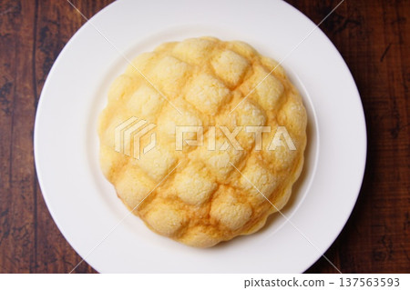 瓜麵包酥皮點心麵包 137563593