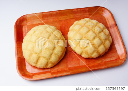 瓜麵包酥皮點心麵包 137563597