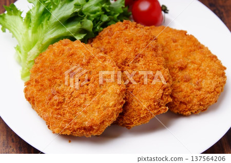 Delicious croquette 137564206