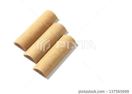 以白色背景拍攝八橋 137565699