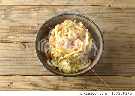 熱蝦仁蔬菜天婦羅烏龍麵 137566179