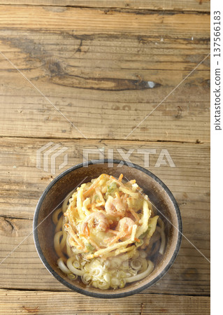 熱蝦仁蔬菜天婦羅烏龍麵 137566183
