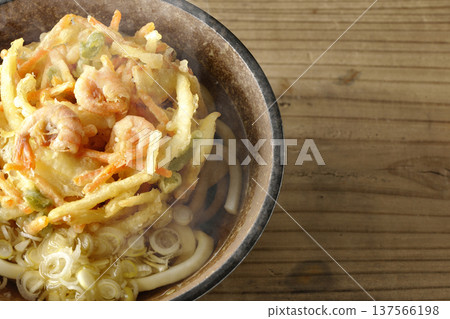 Hot shrimp and vegetable tempura udon Hot shrimp and vegetable tempura udon 137566198