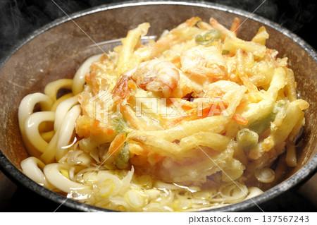Hot shrimp and vegetable tempura udon Hot shrimp and vegetable tempura udon 137567243