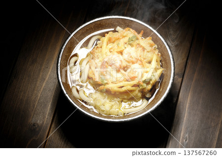 Hot shrimp and vegetable tempura udon Hot shrimp and vegetable tempura udon 137567260