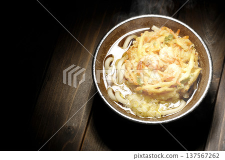 Hot shrimp and vegetable tempura udon Hot shrimp and vegetable tempura udon 137567262