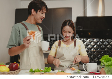 Asian couple at home 137570633