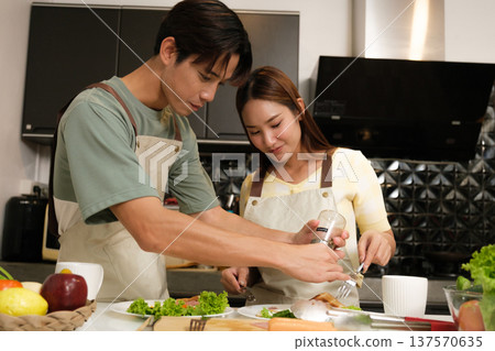 Asian couple at home 137570635