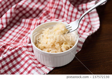 Sauerkraut 137572130