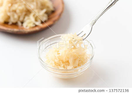 Sauerkraut Sauerkraut 137572136