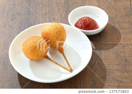 Izakaya snack: cheese balls Izakaya snack: cheese balls 137573803